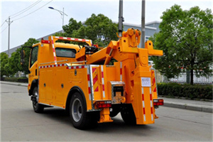 下城区高速路拖车费