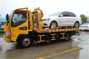 下城区附近拖车救援24小时服务热线